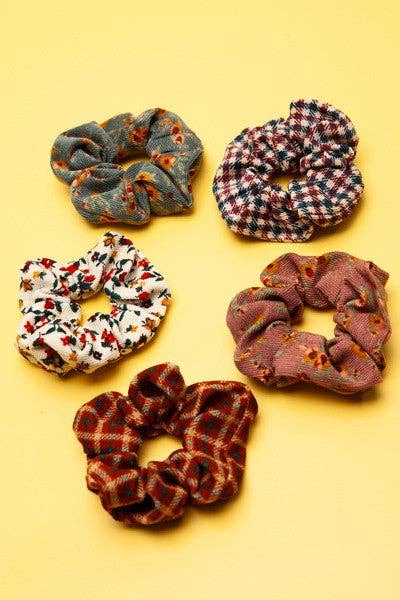 SOFTEST PATTERN FLOWER DESIGN SCRUNCHES