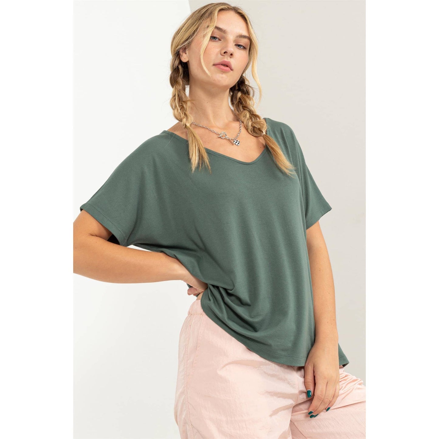 V NECK DOLMAN SHORT SLEEVE TOP: S / TAN
