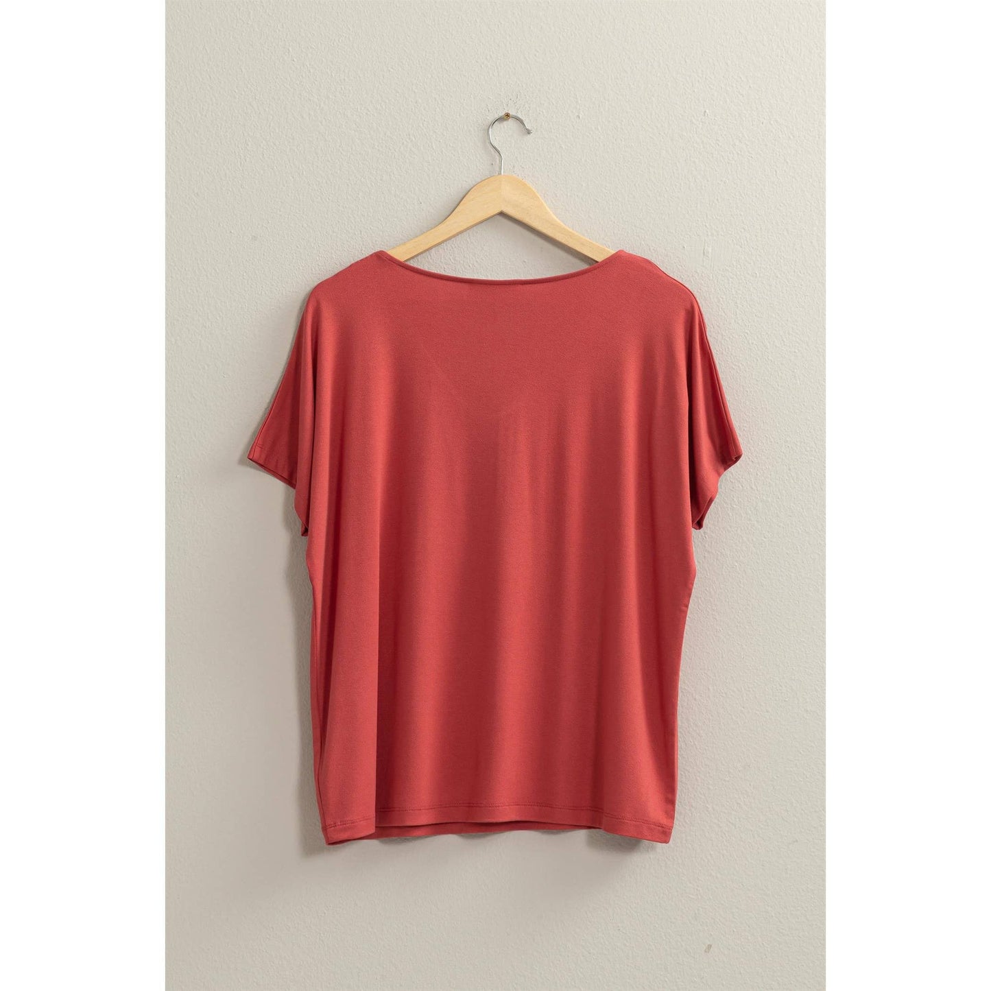 V NECK DOLMAN SHORT SLEEVE TOP: M / TAN