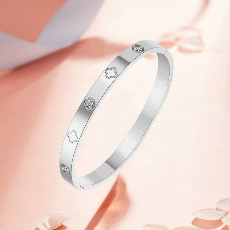 18K NON-TARNISH WATERPROOF BANGLE