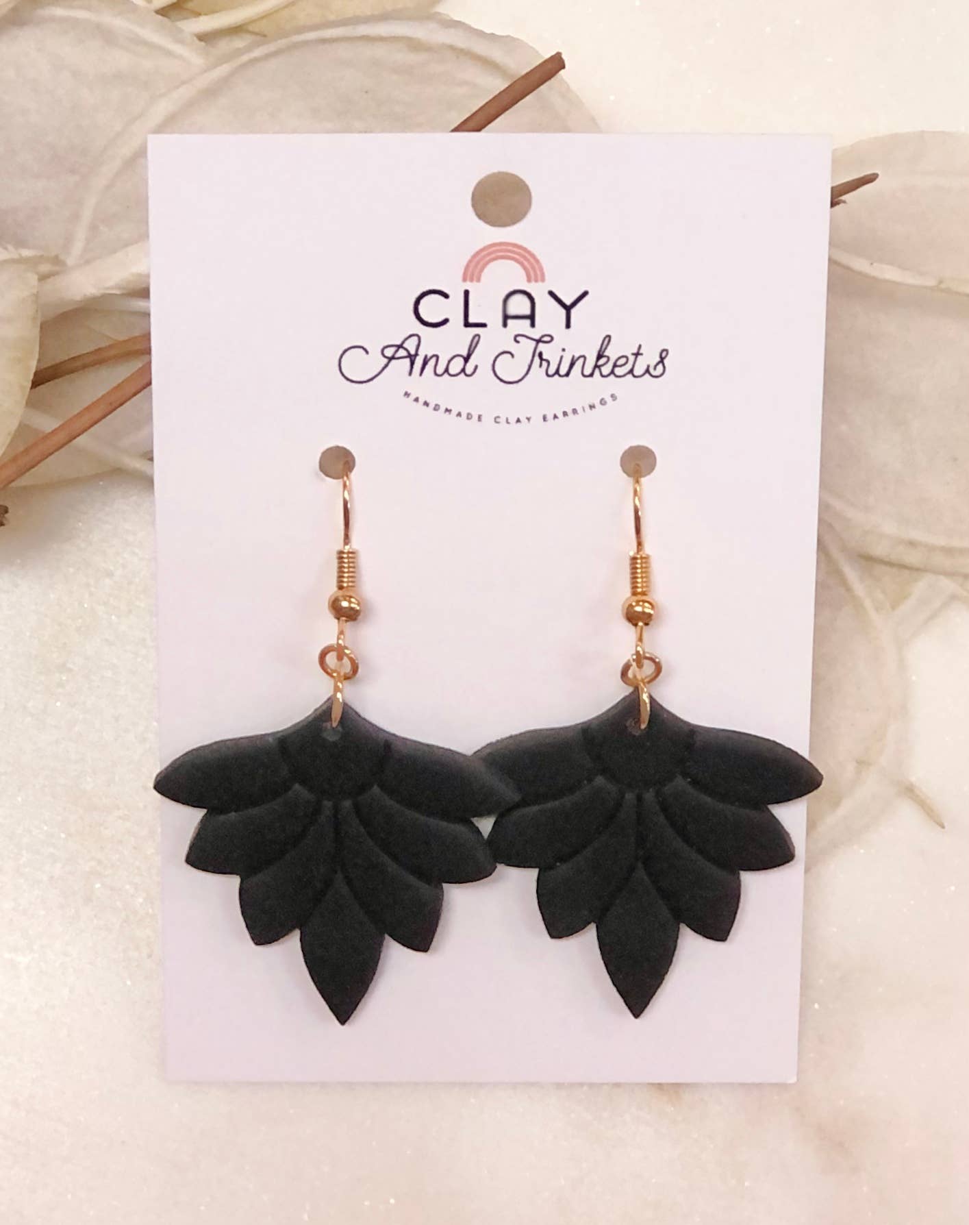 Boho Lotus Flower / Black