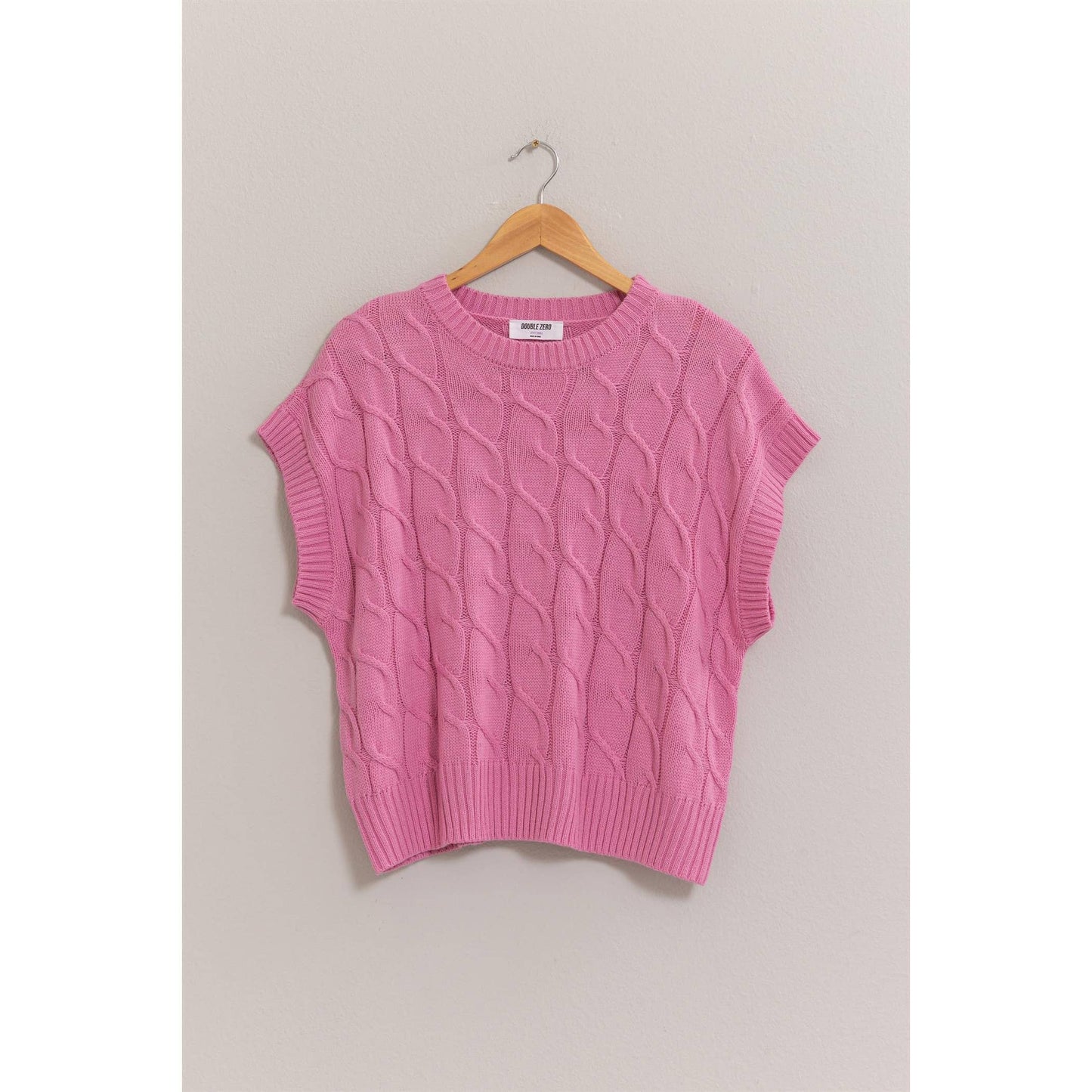 DZ24E945-OVERSIZED CABLE KNIT SWEATER VEST: CHESTNUT / S