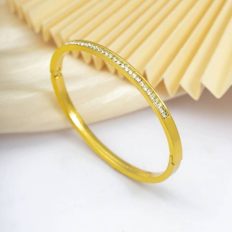 18K NON-TARNISH WATERPROOF STAINLESS STEEL BANGLE