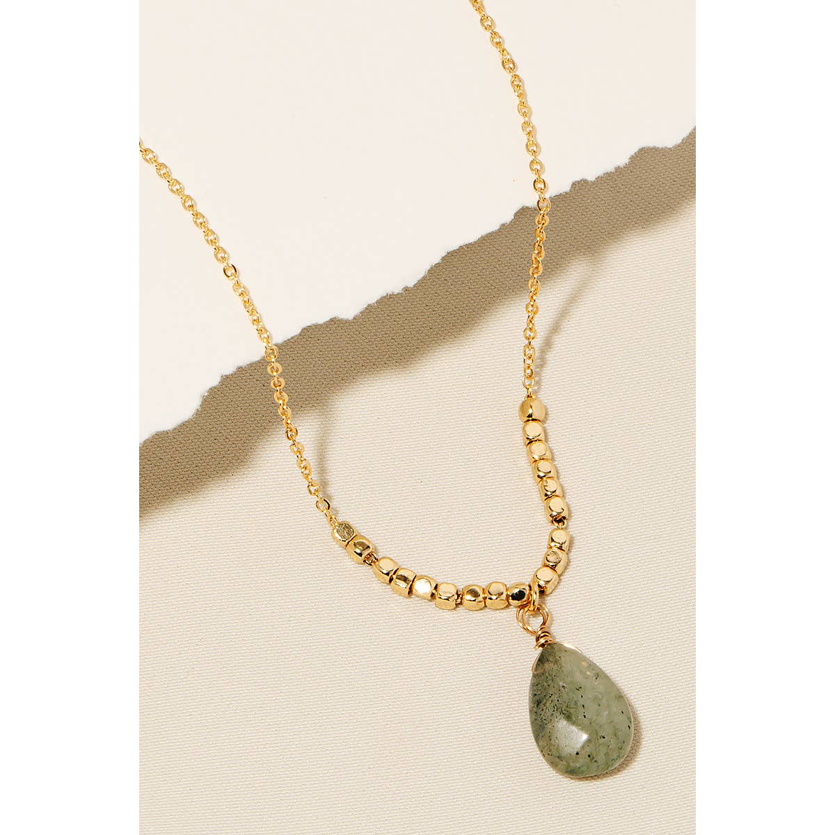 Stone Tear Pendant Chain Necklace: GDMINT