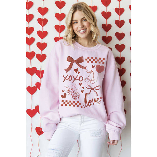 XOXO LOVE Oversized Graphic Sweatshirt