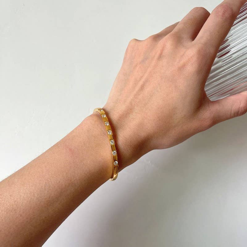18K STAINLESS STEEL TARNISH FREE RHINESTONE BANGLE