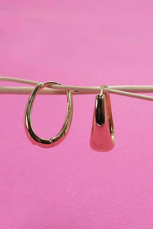 OVAL HUGGIE HOOPS