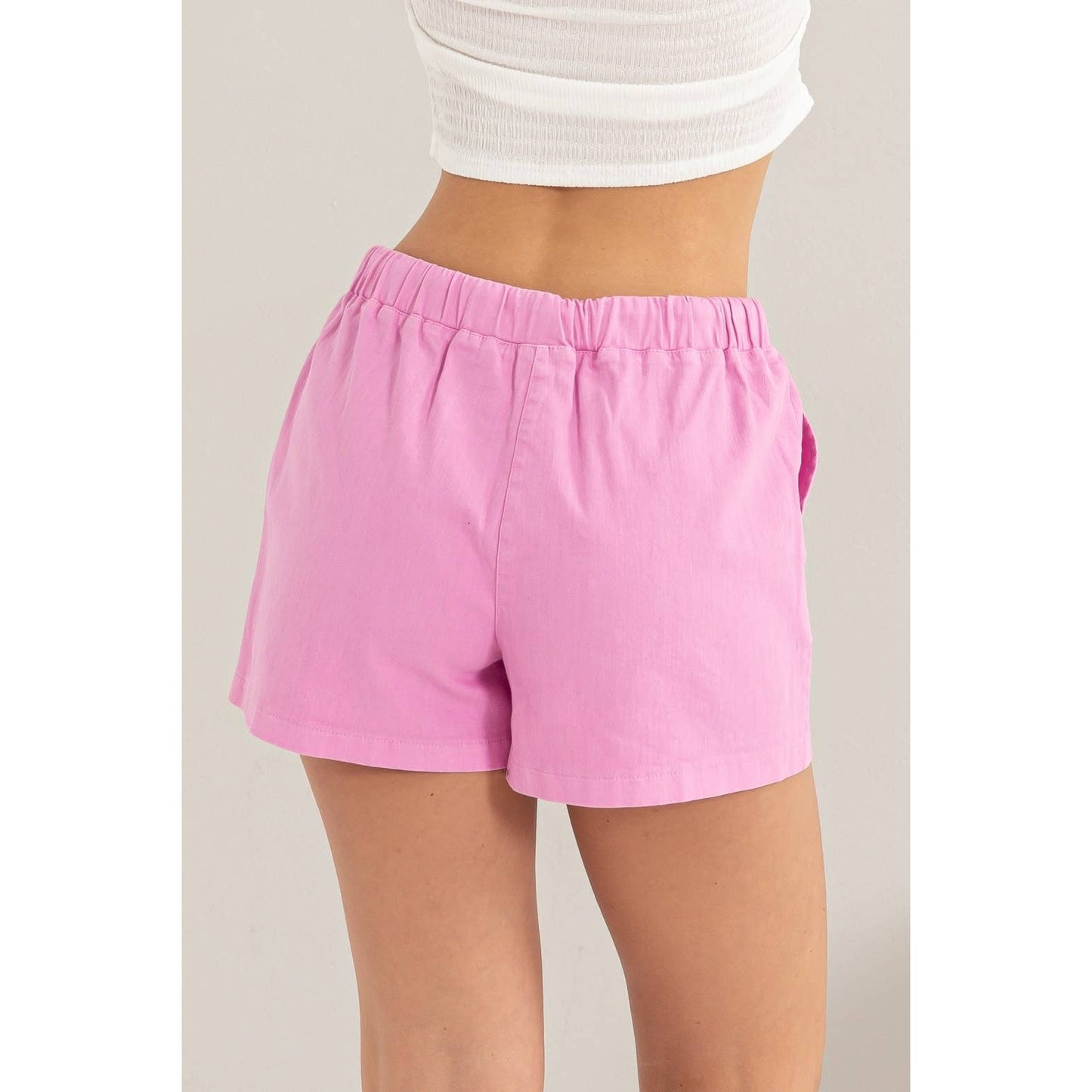 PATCH POCKET DRAWSTRING SHORTS: M / WHITE
