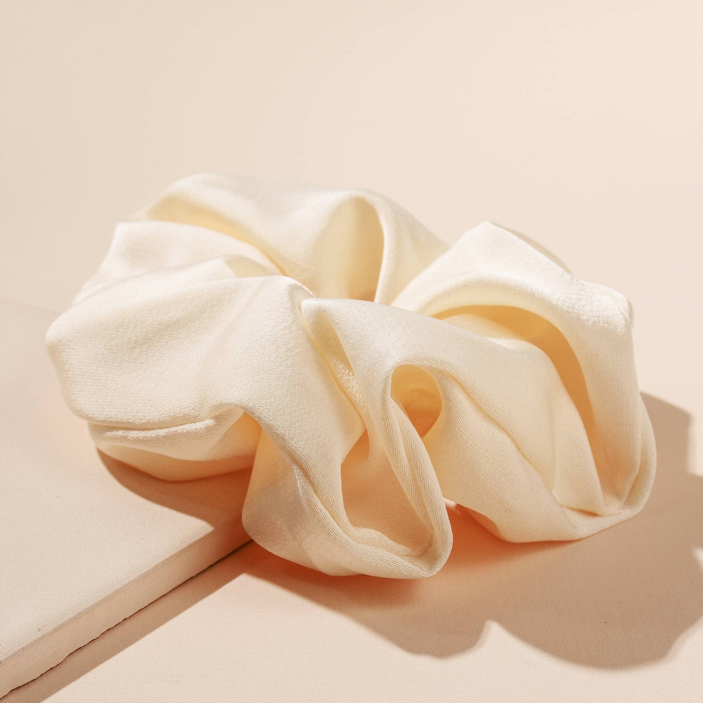 Satin Hair Tie Scrunchie: IVORY / ONE SIZE