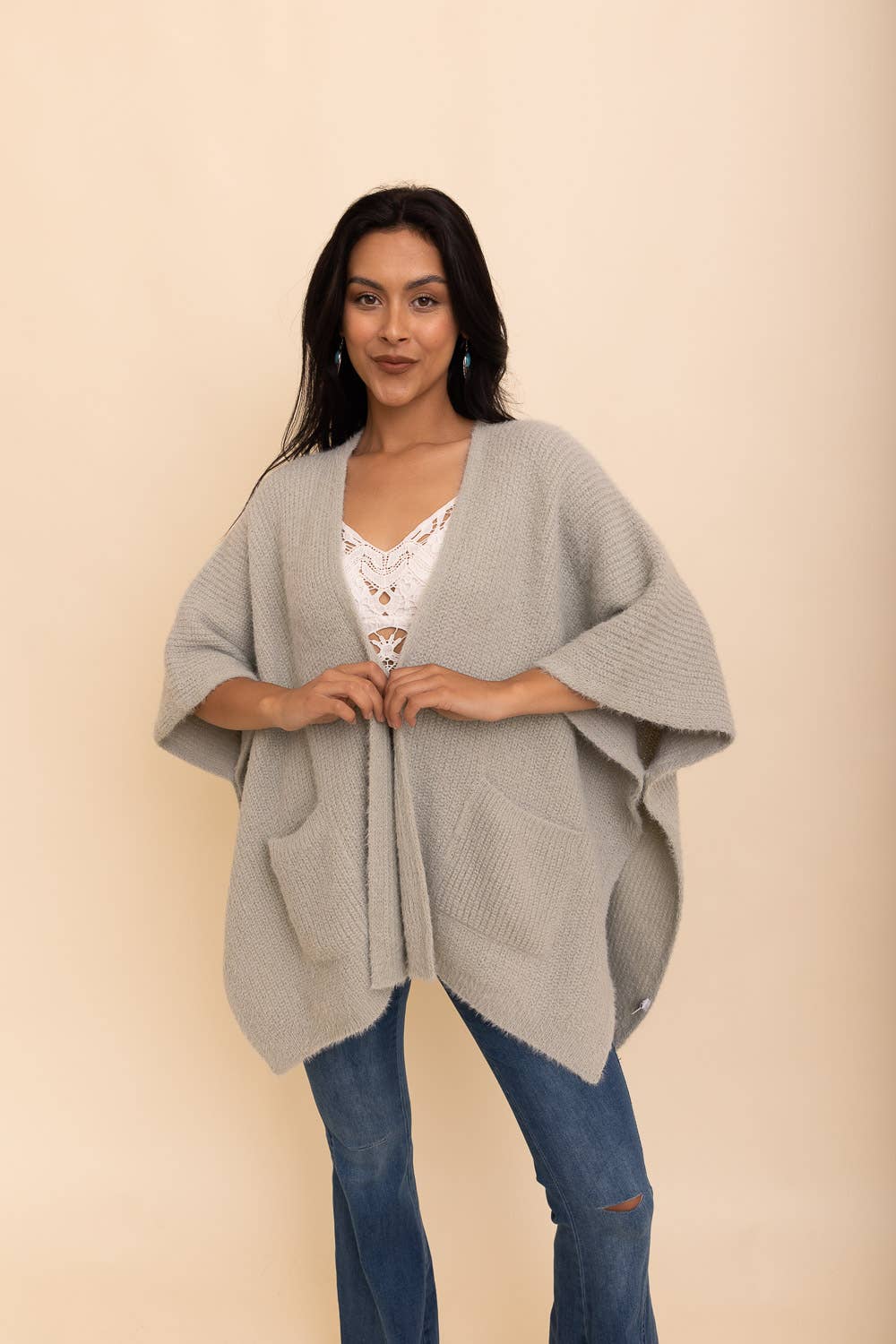 Boucle Cozy Poncho: Beige