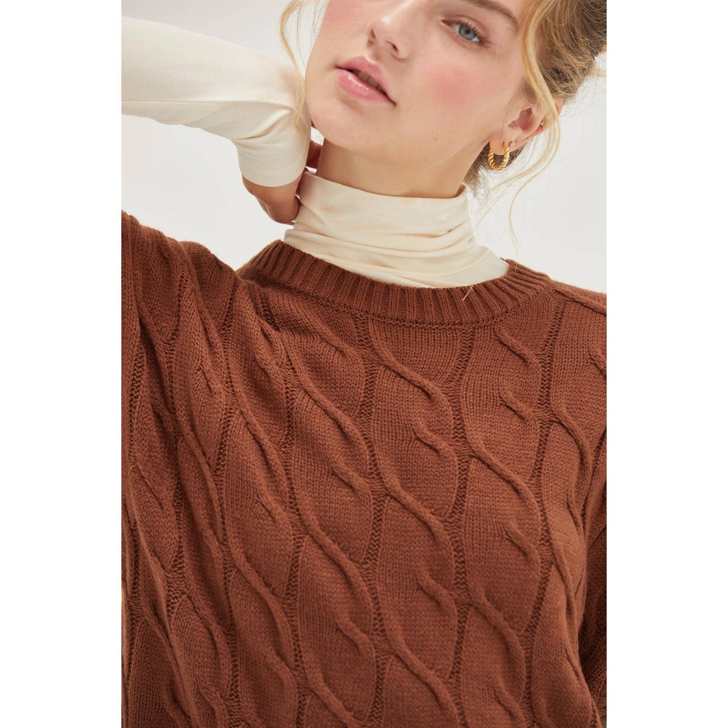 OVERSIZED CABLE KNIT SWEATER VEST: CREAM / S