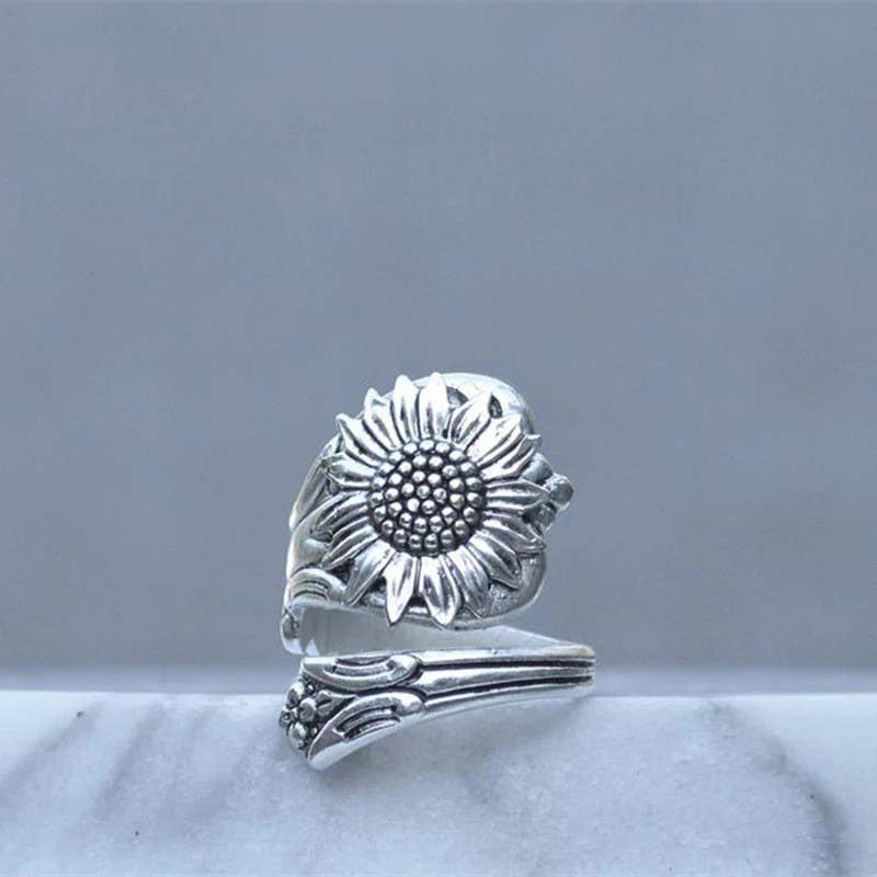 VINTAGE BOHO STATEMENT RING