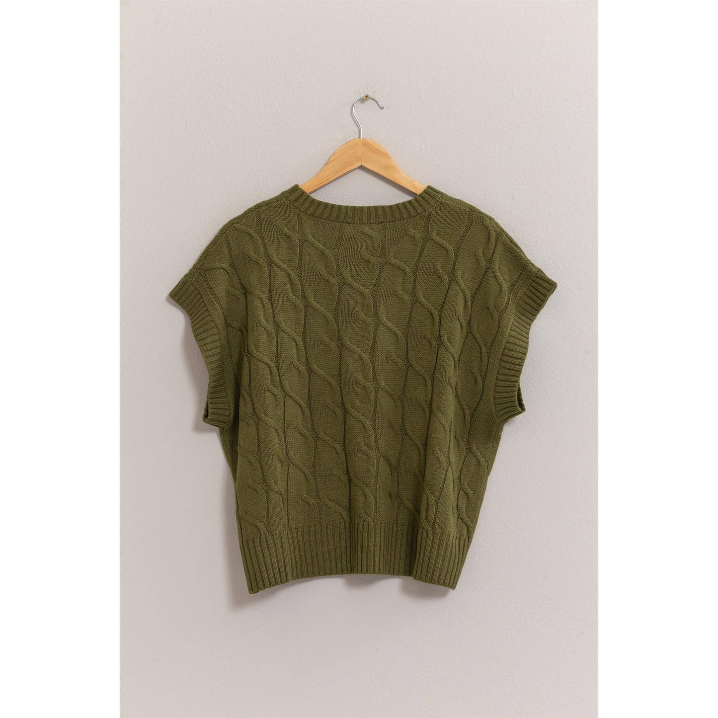 OVERSIZED CABLE KNIT SWEATER VEST: CREAM / S