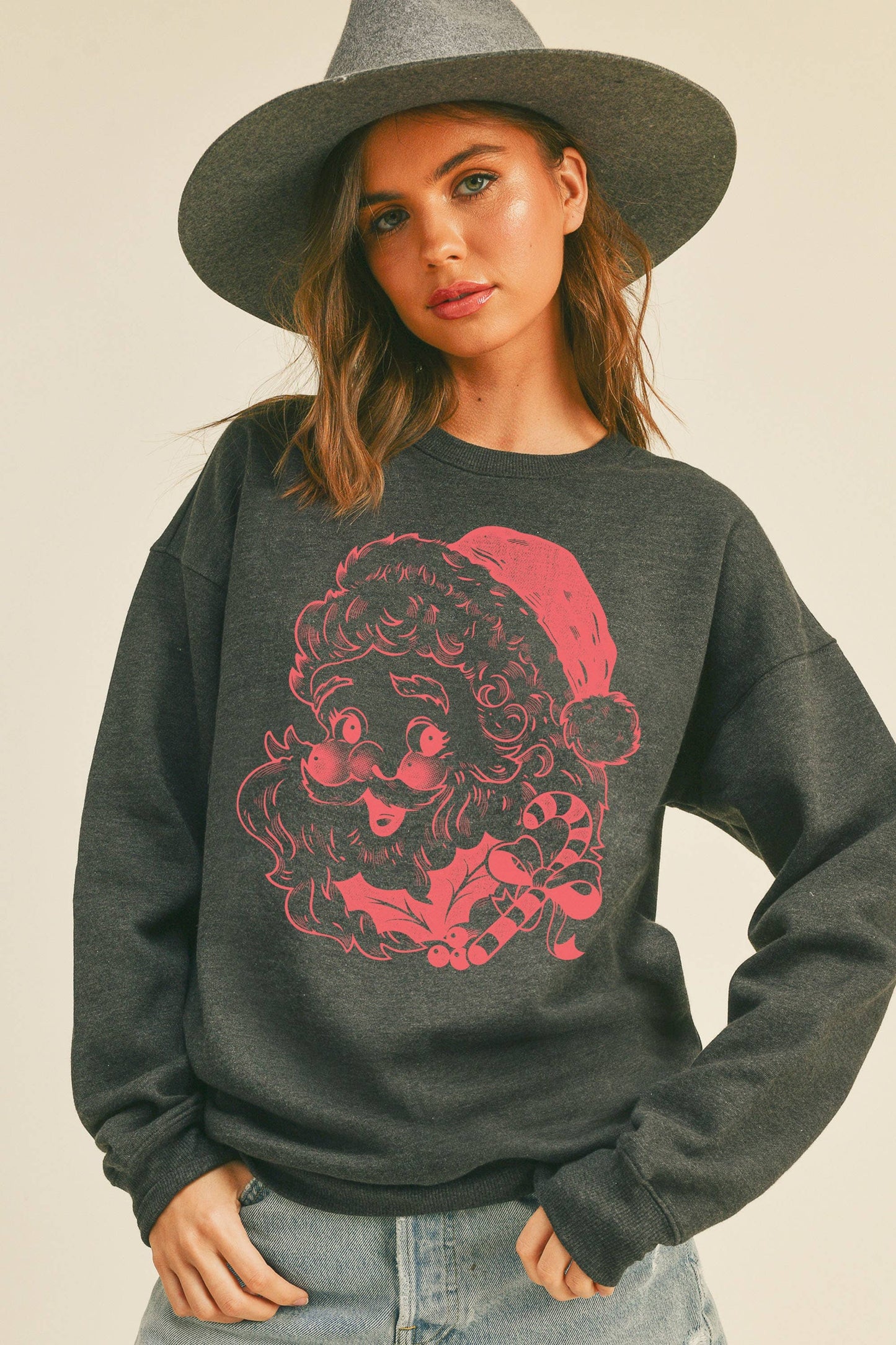Santa Graphic Sweatshirt: HEATHER DUSTY / S