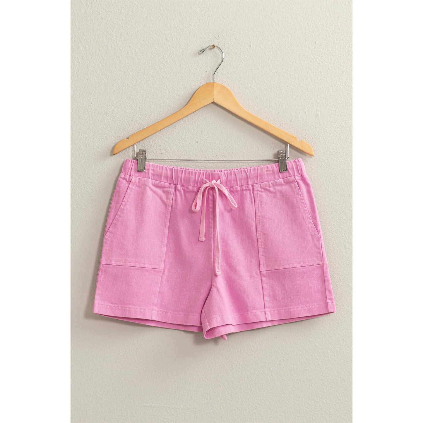 PATCH POCKET DRAWSTRING SHORTS: M / WHITE