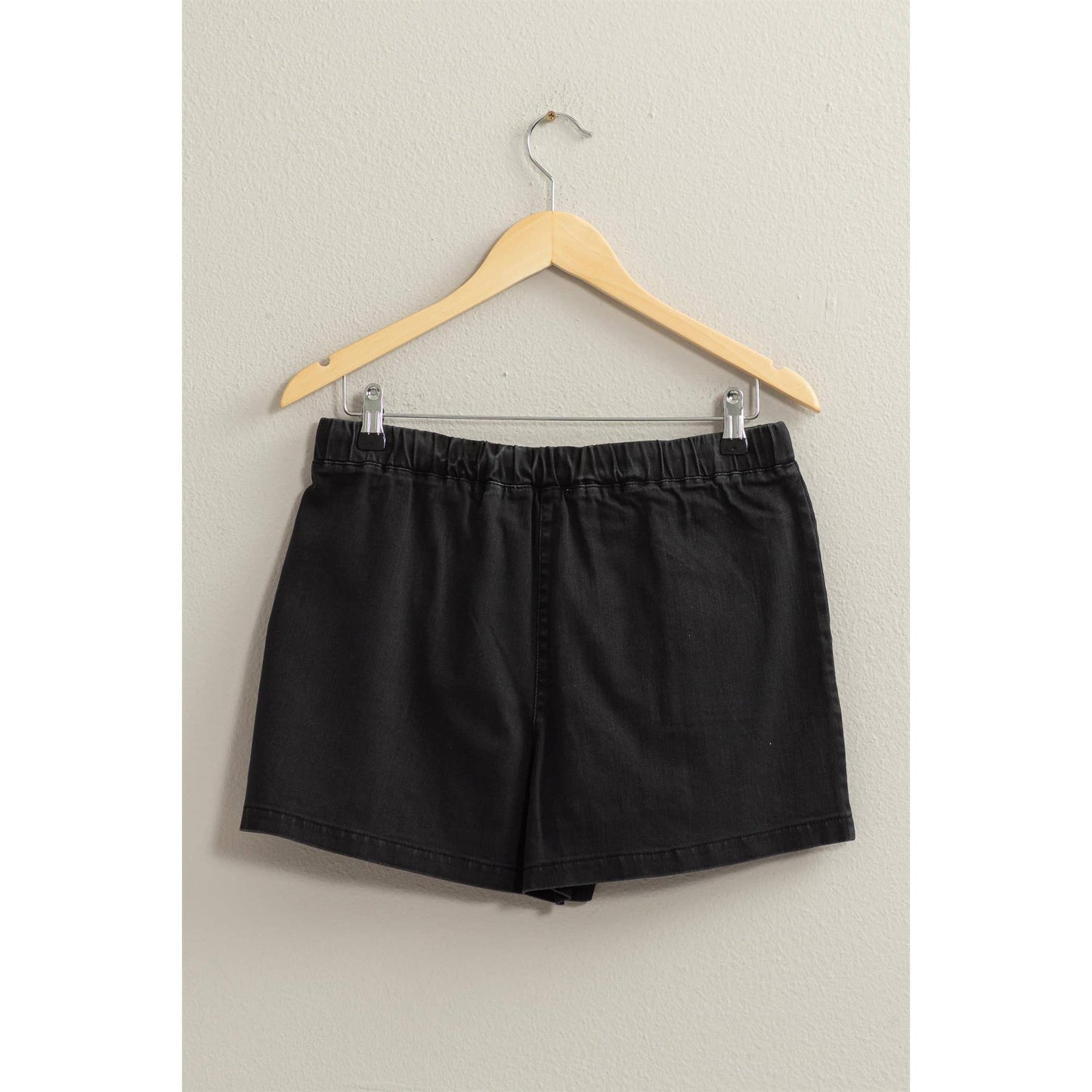 PATCH POCKET DRAWSTRING SHORTS: M / WHITE