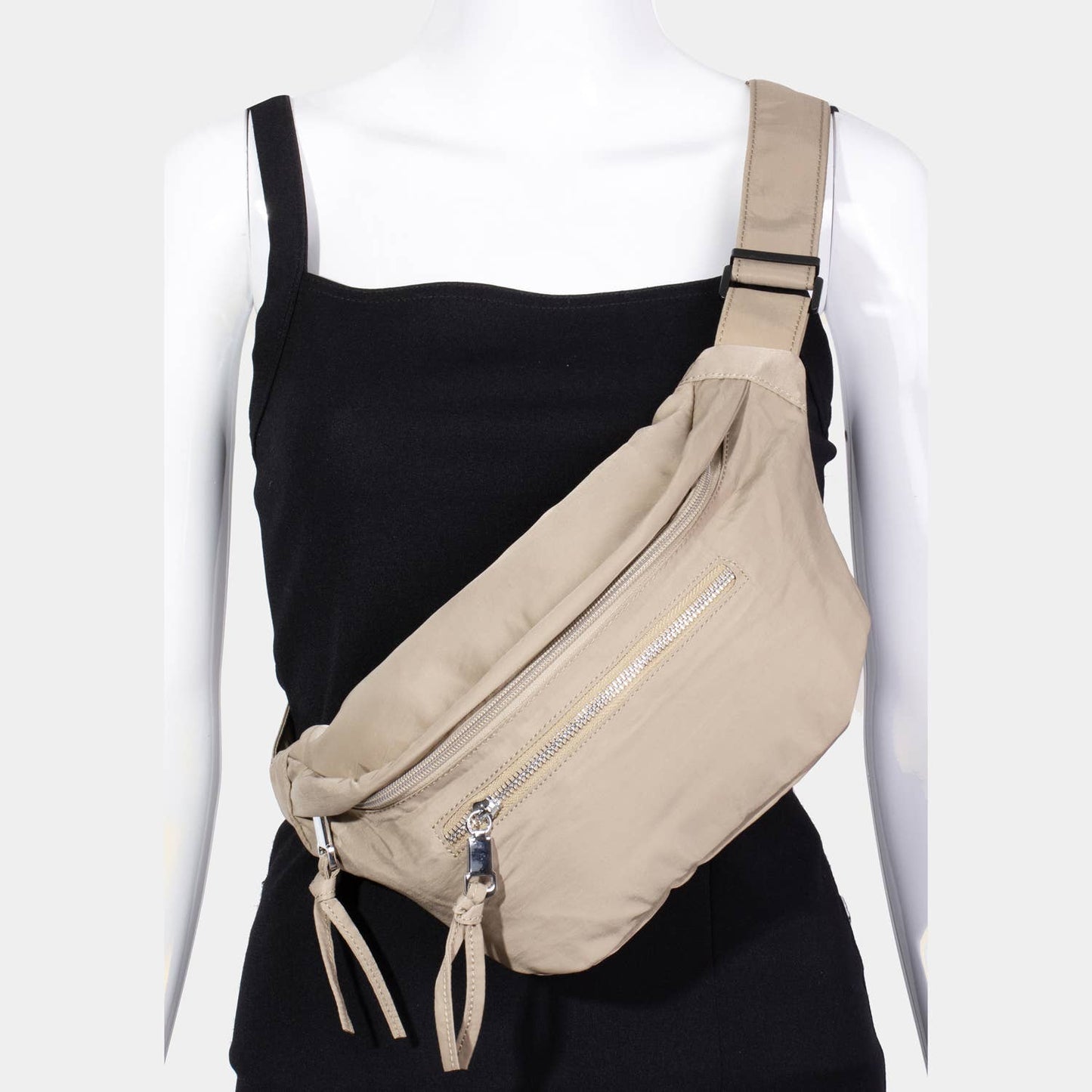 Multi Pocket Nylon Fanny Pack: BL