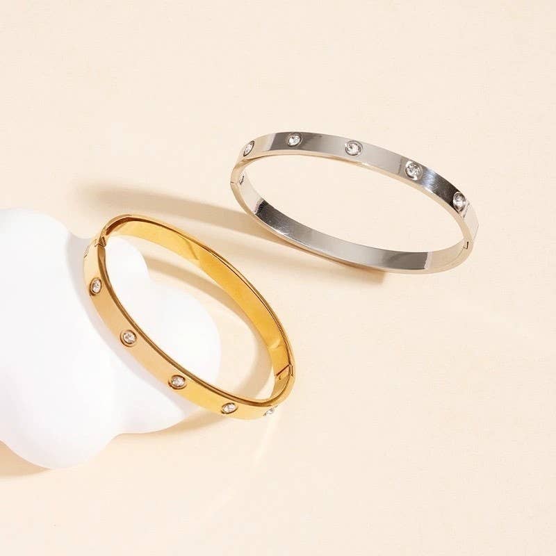 18K BANGLE