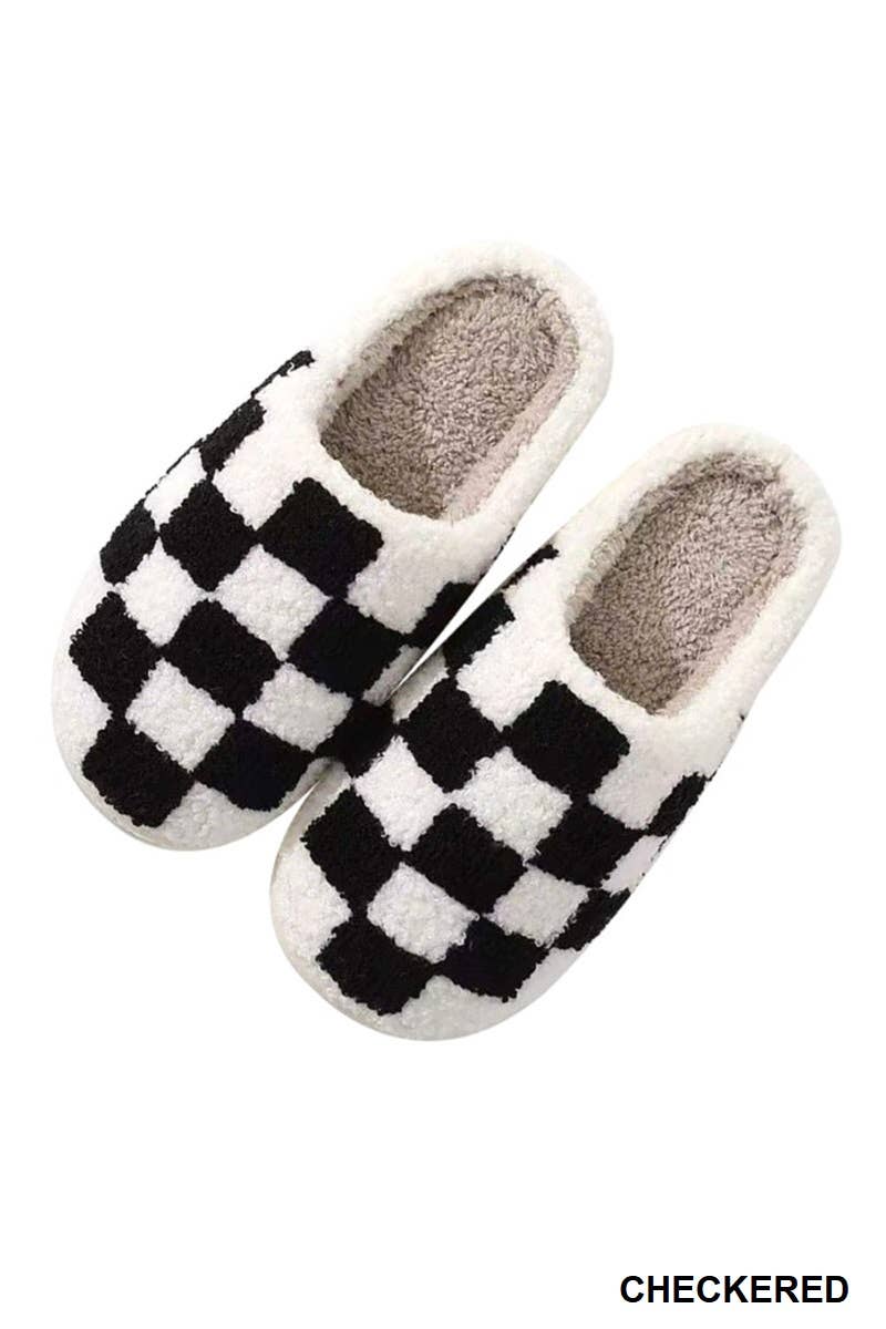 PLUSH COZY SLIPPERS: L/XL / HEART-162494