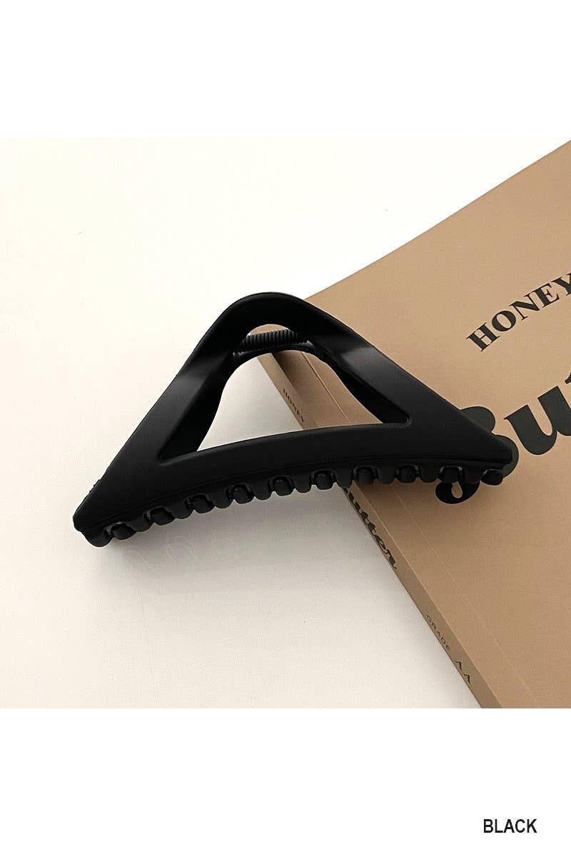 SI-25991 Large Triangle Shape Matte Finish Hair Claw Clips: BLACK-166054 / OS