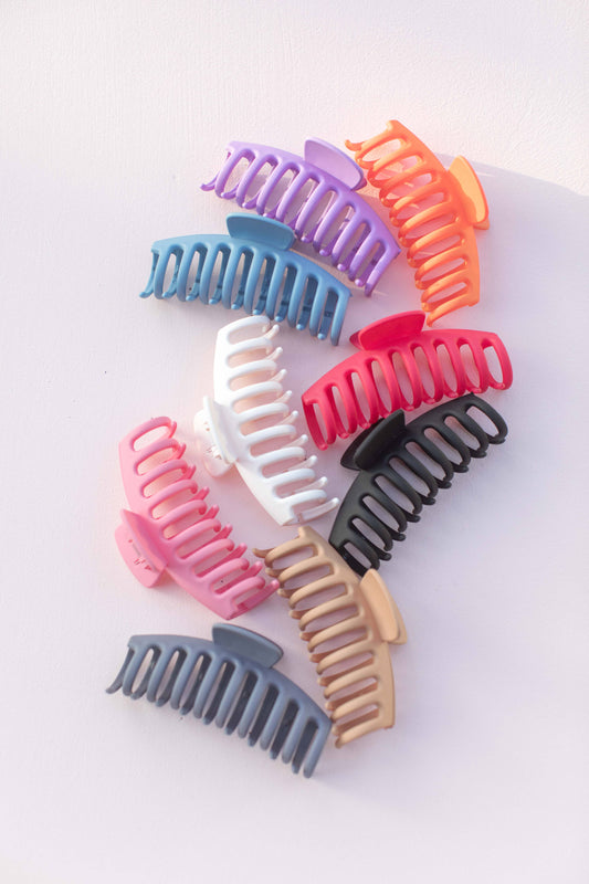 Matte Classic Hair Clip Hair Claw: Tomato