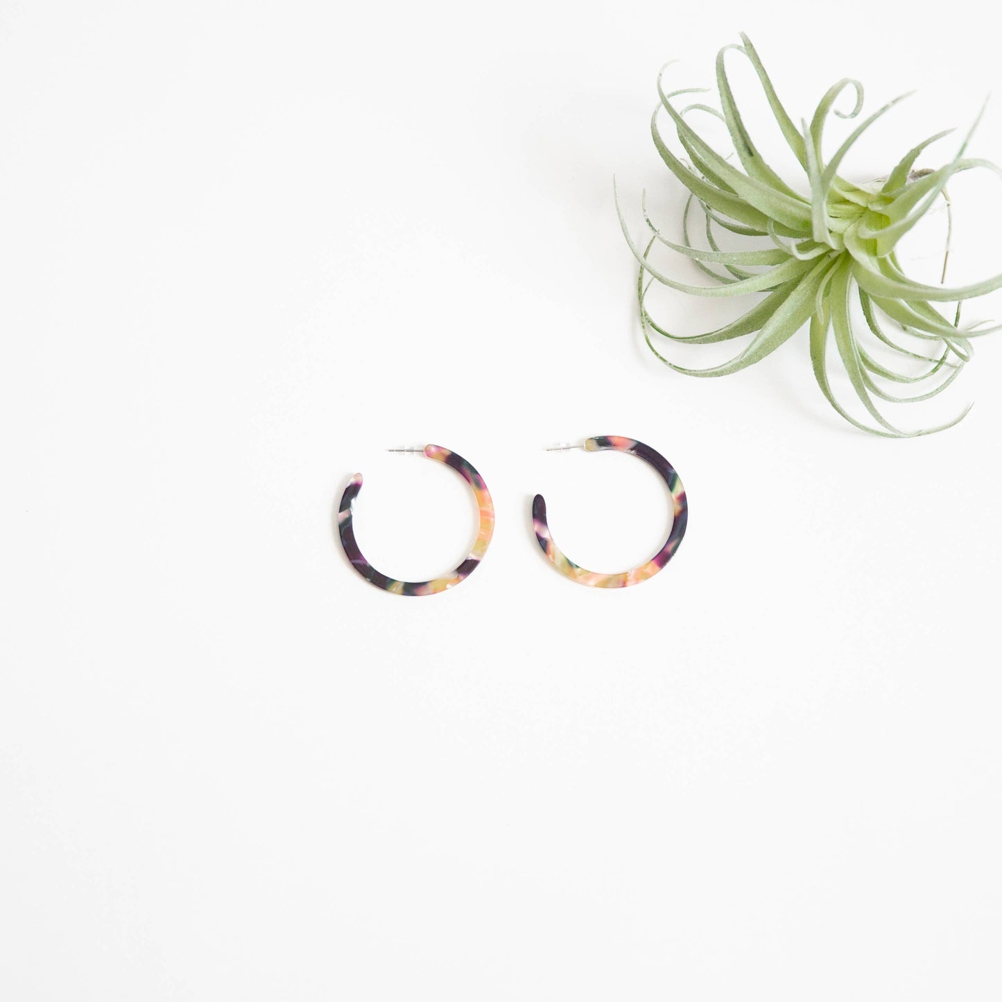Brynn Earring - Dark Multi Tortoise